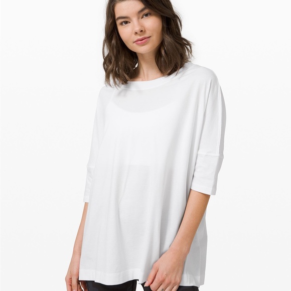lululemon All Yours Box Tee - Picture 1 of 3